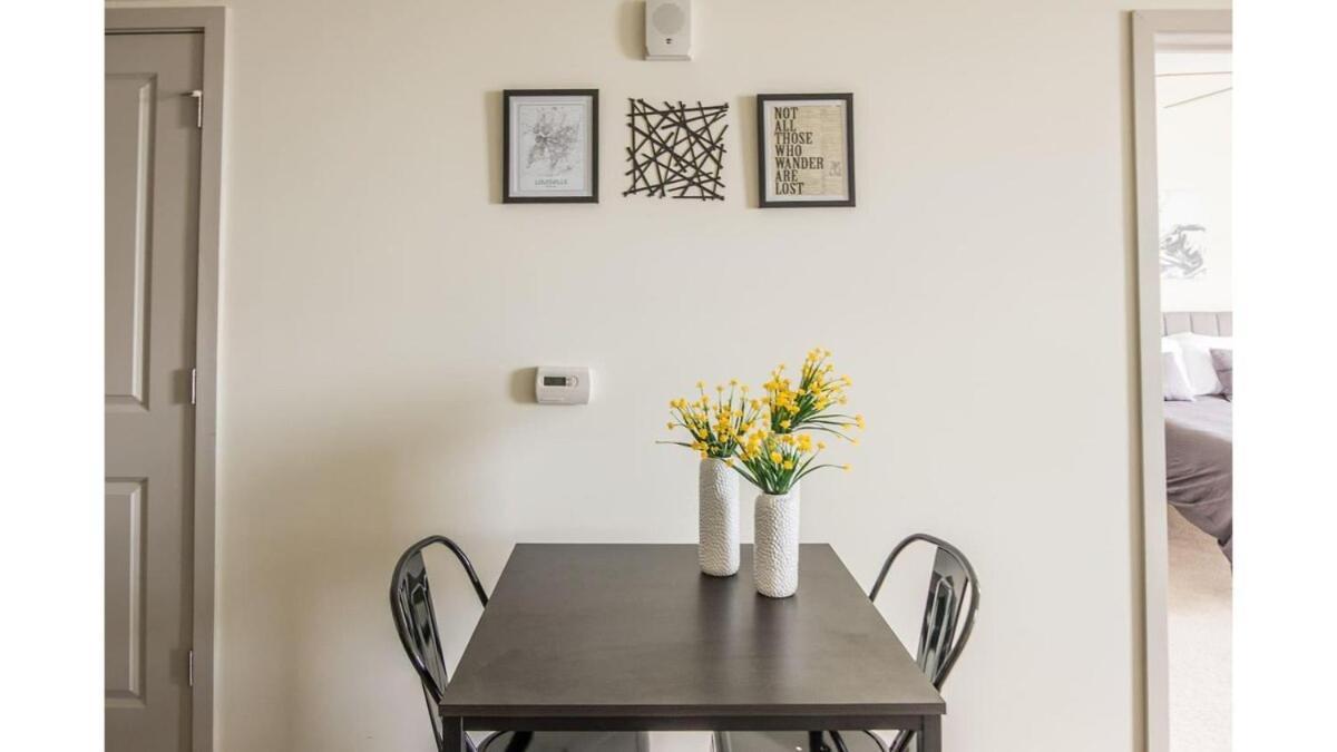 Stunning Nulu 1Br Cozysuites 03 ลุยส์วิลล์ ภายนอก รูปภาพ