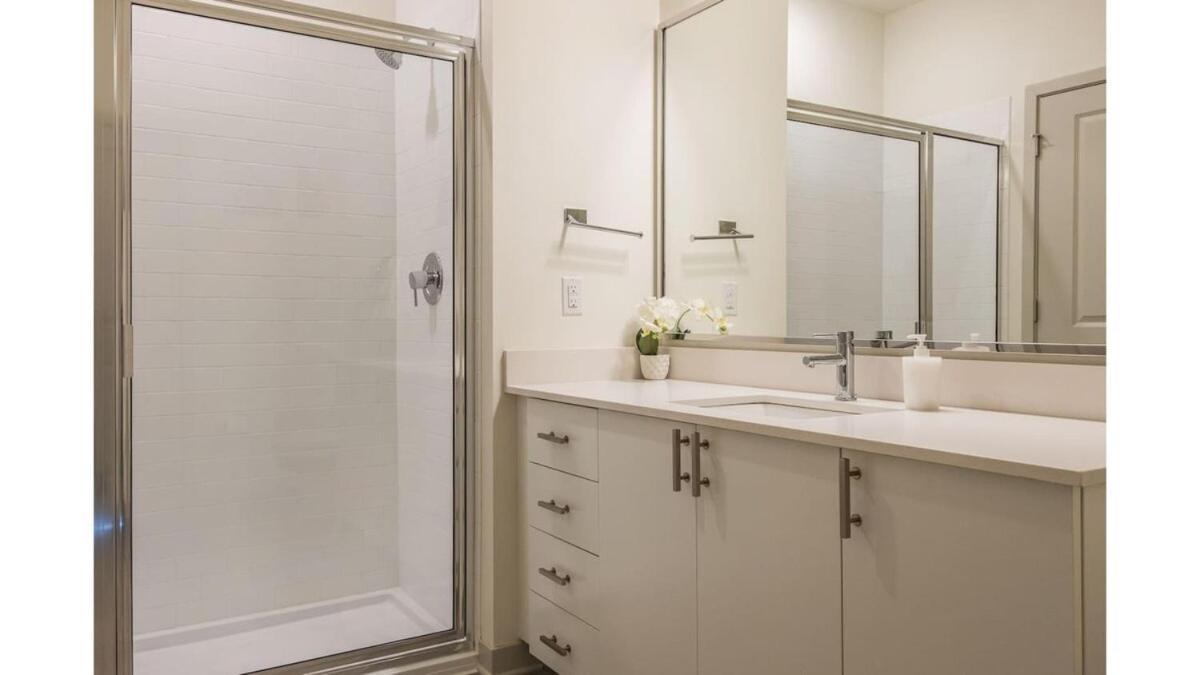 Stunning Nulu 1Br Cozysuites 03 ลุยส์วิลล์ ภายนอก รูปภาพ